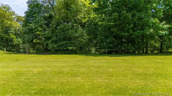 2549 S College Hills Dr, Hanover, IN 47243