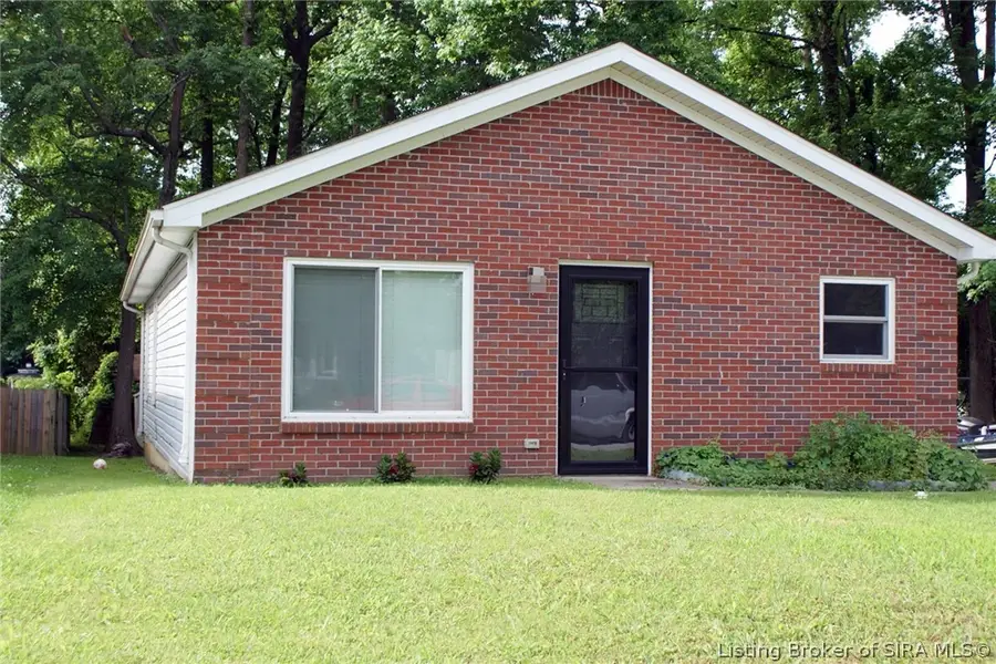 3926 Carver Street, New Albany, IN 47150 - #3