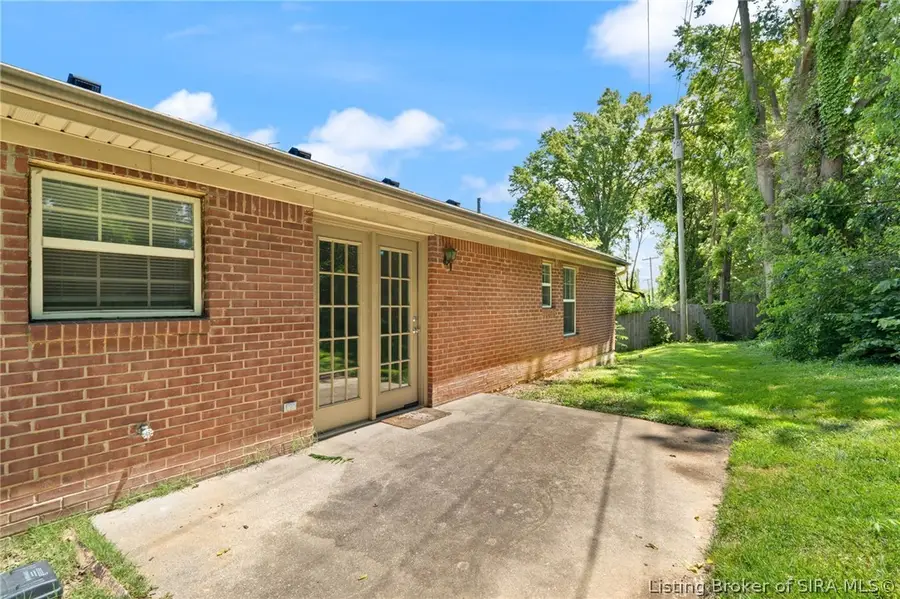 61 Wolfe Trace Ct, New Albany, IN 47150 - #2