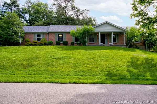14 Trimmingham Rd, New Albany, IN 47150