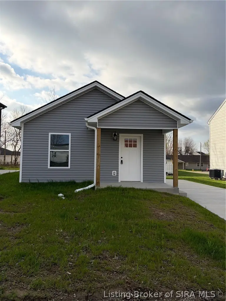 300A Williams Street, Jeffersonville, IN 47130 - #3