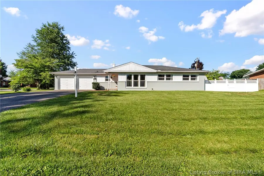1310 Hibiscus Drive, Clarksville, IN 47129 - #2