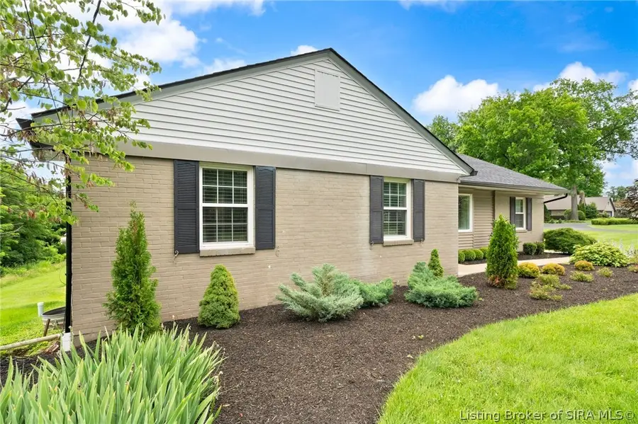 1610 Crestview Drive, New Albany, IN 47150 - #3