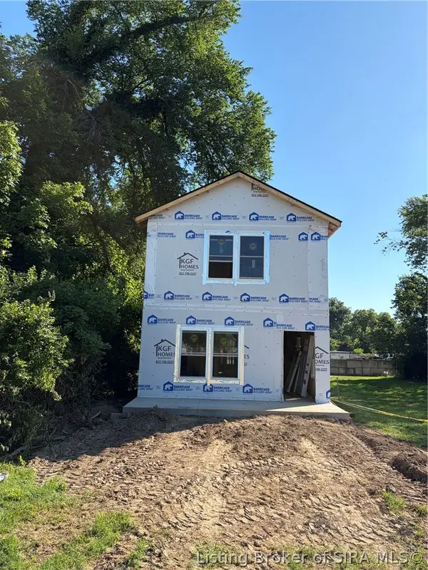123 Eastern Boulevard, Jeffersonville, IN 47130
