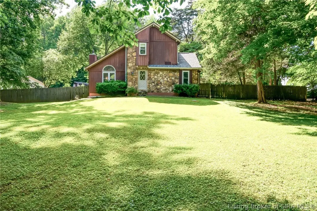 8545 Seneca Drive Ne, Georgetown, IN 47122 - #1