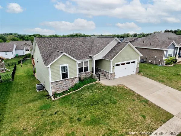 5006 Oakhill Lane, Georgetown, IN 47122