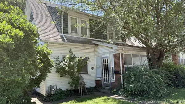 1108 E 10th Street, Jeffersonville, IN 47130