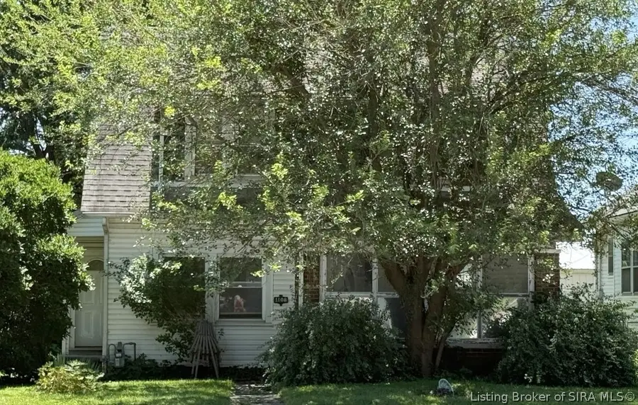 1108 E 10th Street, Jeffersonville, IN 47130 - #2