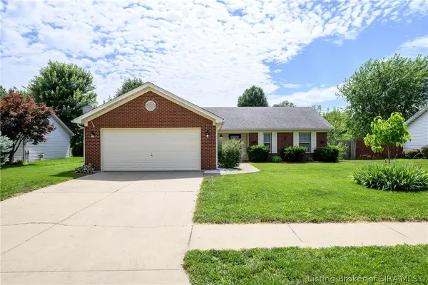 506 Old Creek Lane, Jeffersonville, IN 47130