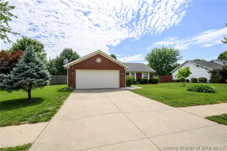 506 Old Creek Lane, Jeffersonville, IN 47130 - #2