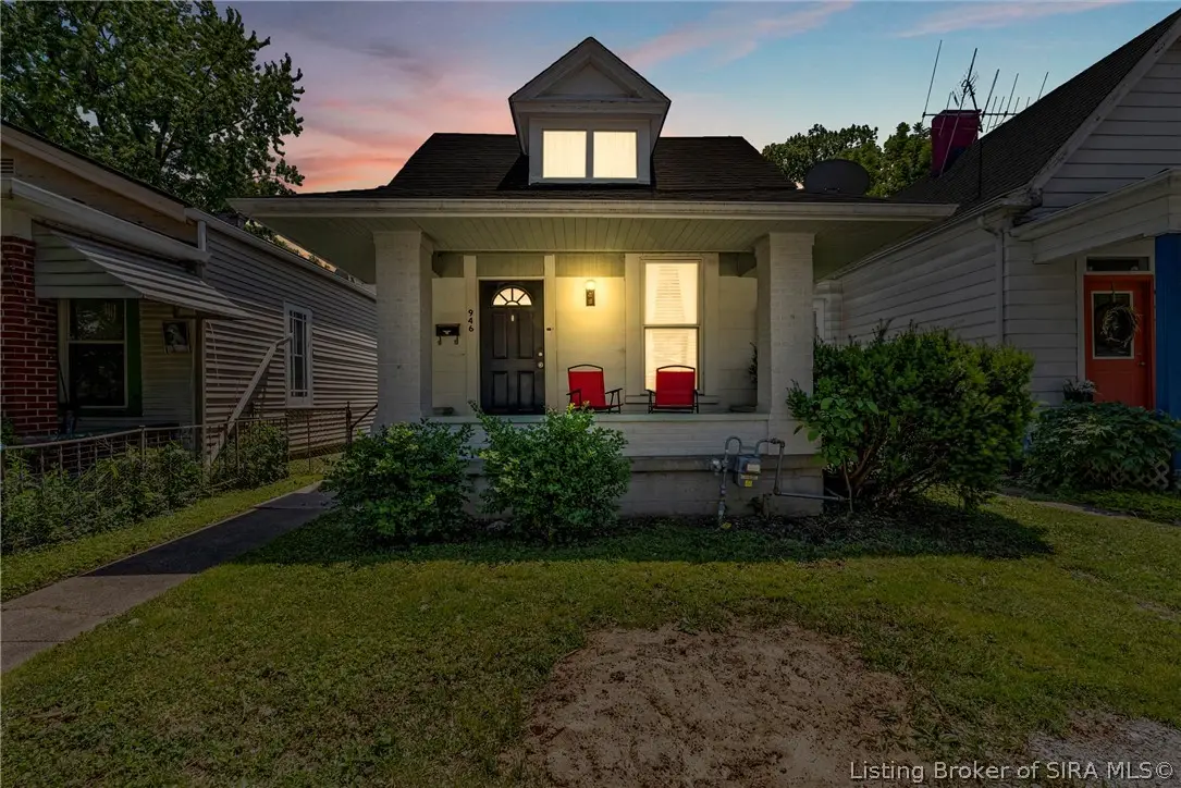946 E Maple Street, Jeffersonville, IN 47130 - #1