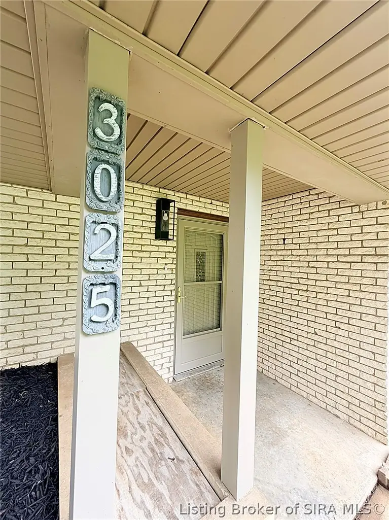 3025 Seminole Drive, Jeffersonville, IN 47130 - #2