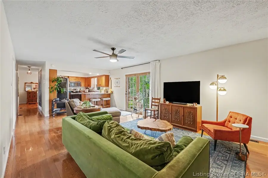 1007 Meadowview Drive, New Albany, IN 47150 - #3