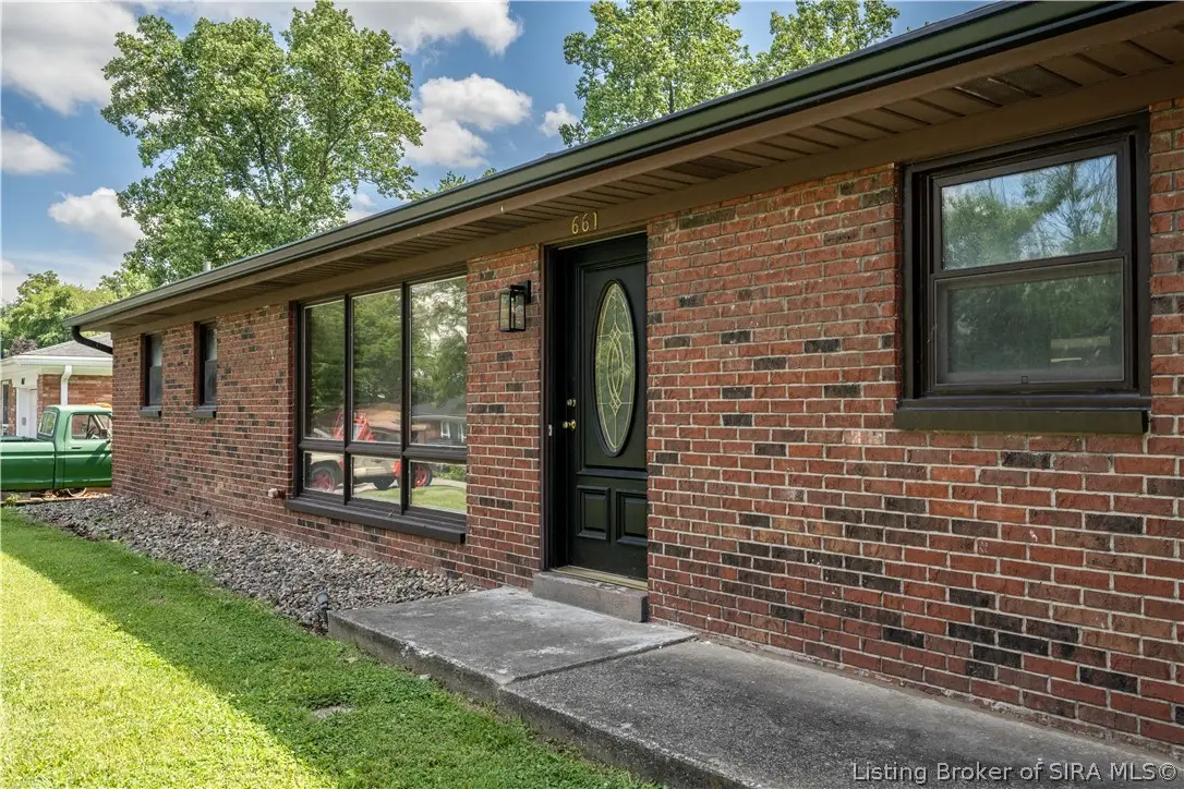 661 Alabama Avenue, Sellersburg, IN 47172 - #1