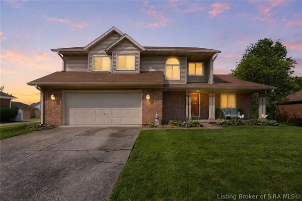 2206 Glenn Abbey, Jeffersonville, IN 47130