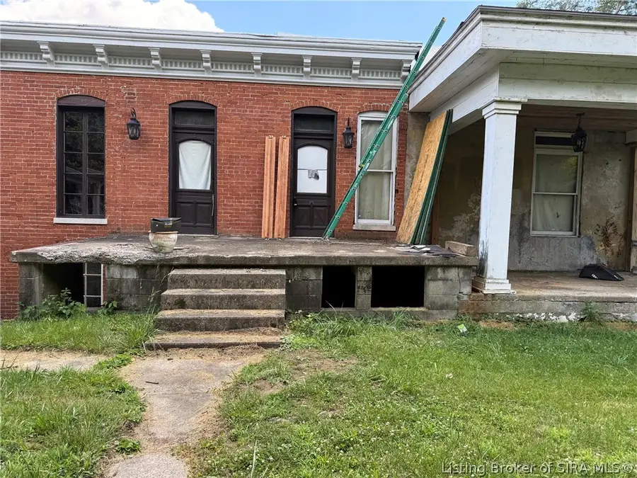 1037 W Main Street, Madison, IN 47250 - #2