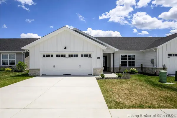 5126 Woodstone Circle #149, Jeffersonville, IN 47130