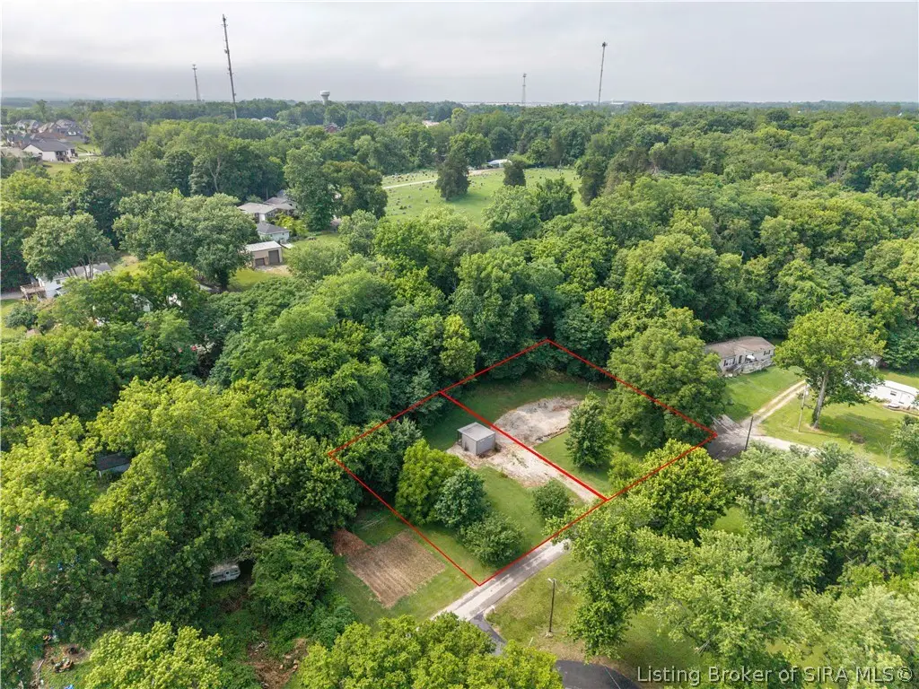 211 & 213 S Third St, Jeffersonville, IN 47130 - #1