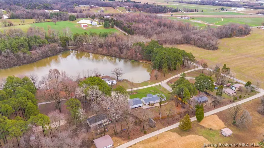 11443 S Whispering Pine Road, Huntingburg, IN 47542 - #3