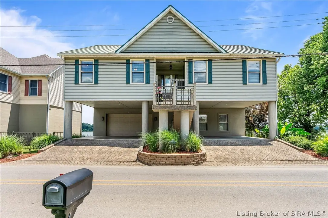 4702 Upper River Road, Jeffersonville, IN 47130 - #1