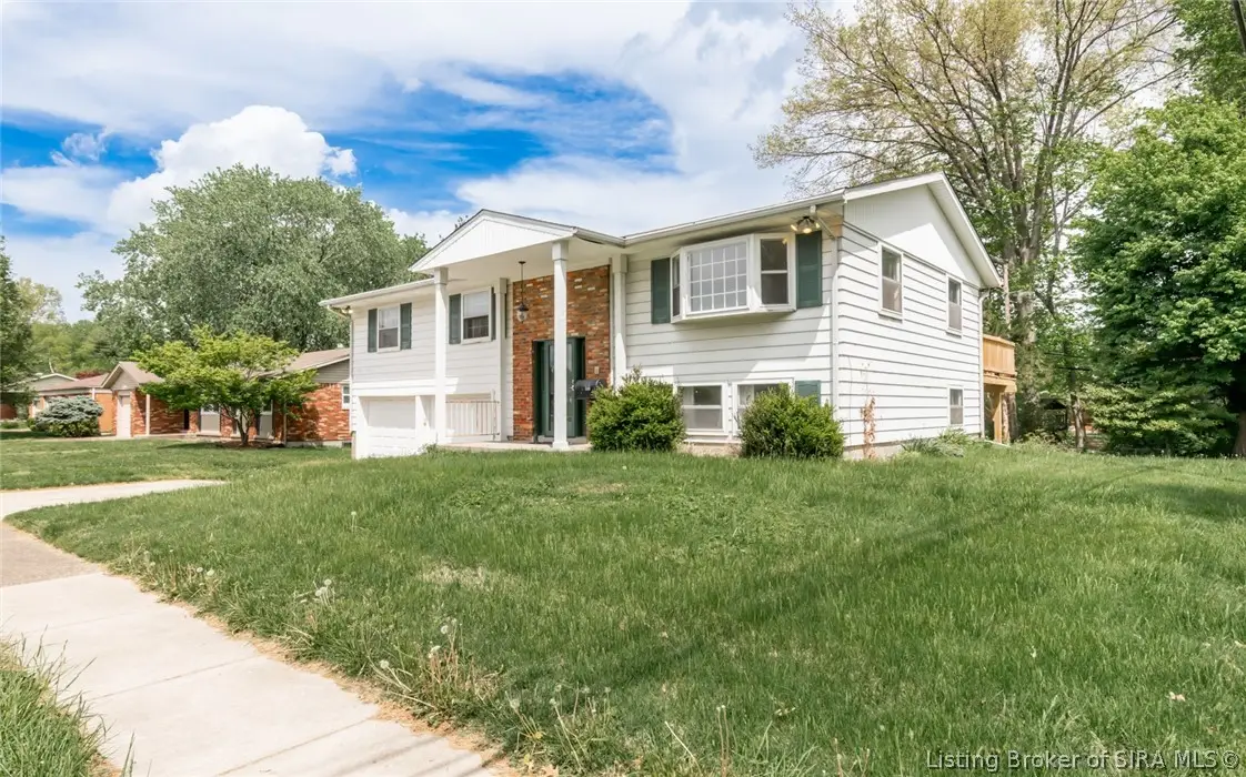 1103 Woodbourne Drive, New Albany, IN 47150 - #1