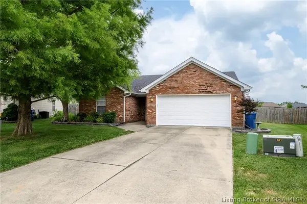 12104 Pinta Place, Sellersburg, IN 47172