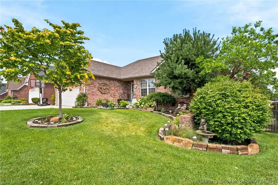 5511 Silver Palm Place, Jeffersonville, IN 47130 - #2