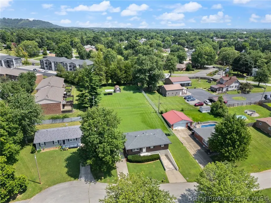 4012 Melvyn Drive, New Albany, IN 47150 - #2