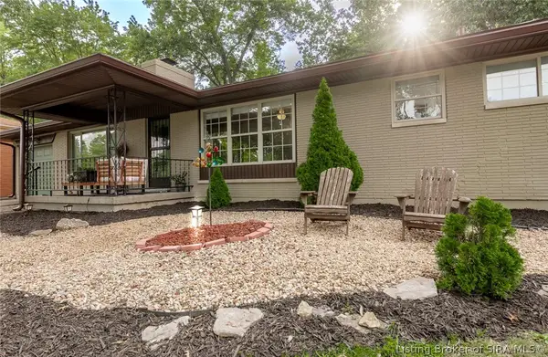2412 Stover Drive, New Albany, IN 47150