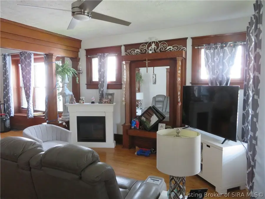 1515 Ekin Avenue, New Albany, IN 47150 - #3