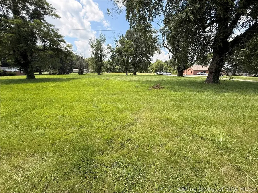 712 S Gardner Street, Scottsburg, IN 47170 - #2