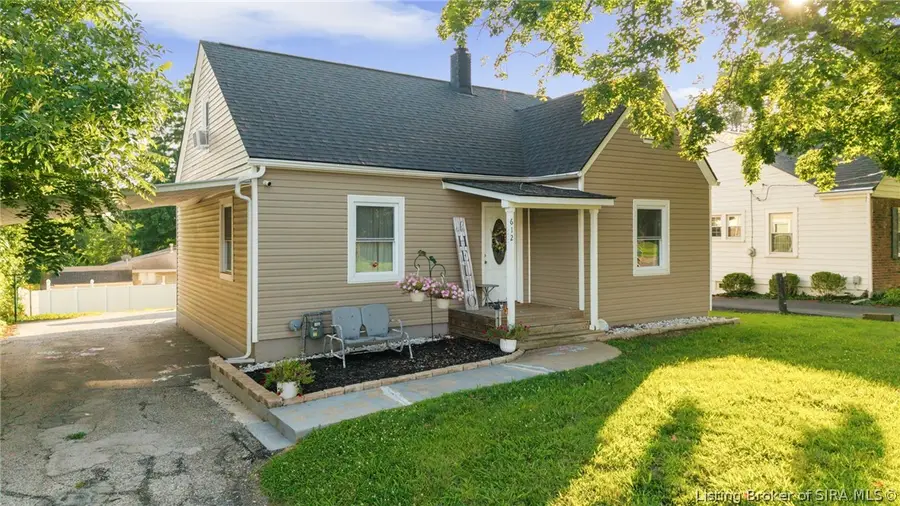 612 E Daisy Lane, New Albany, IN 47150 - #2