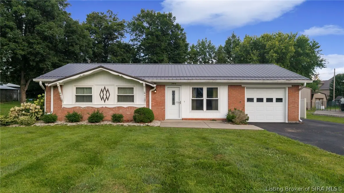 2808 Diana Drive, Sellersburg, IN 47172 - #1