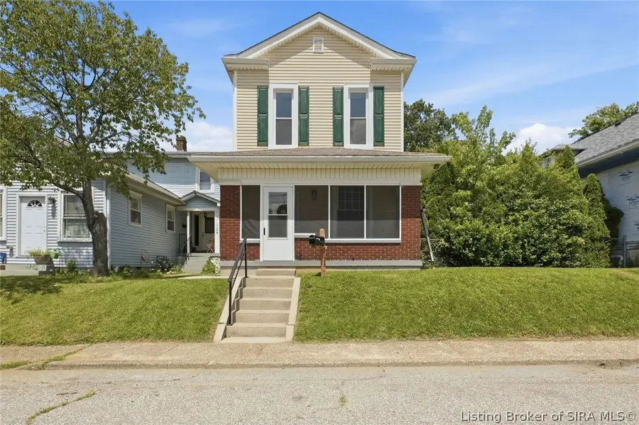 1126 Myrtle Avenue, New Albany, IN 47150 - #2