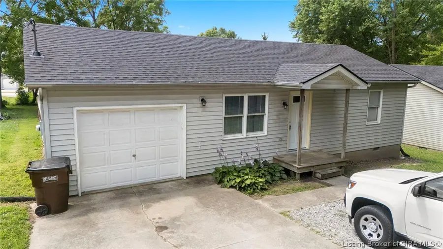366 E Vienna High Street, Scottsburg, IN 47170 - #2