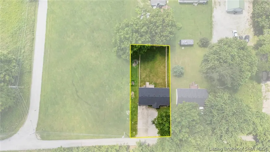 366 E Vienna High Street, Scottsburg, IN 47170 - #3
