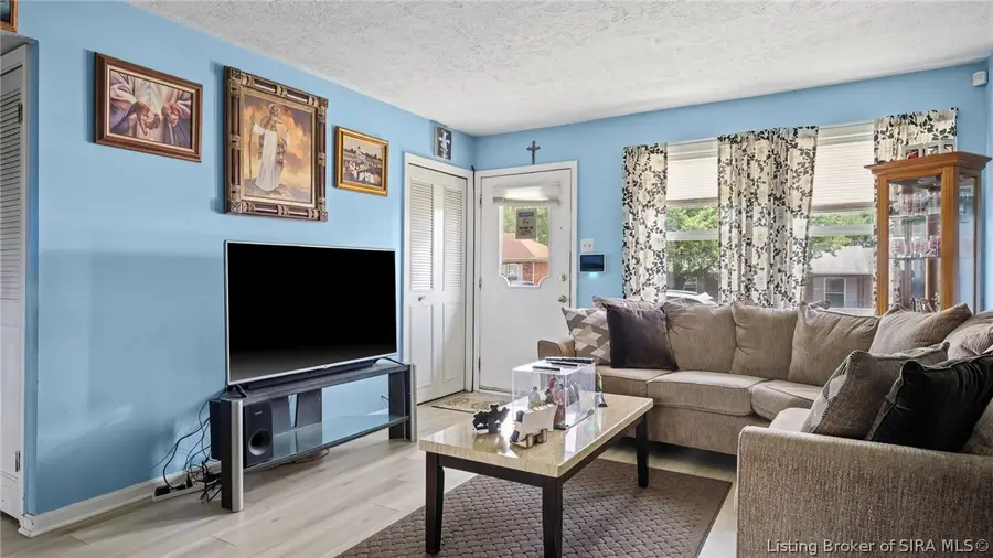 201 Luther Circle, Jeffersonville, IN 47130 - #3