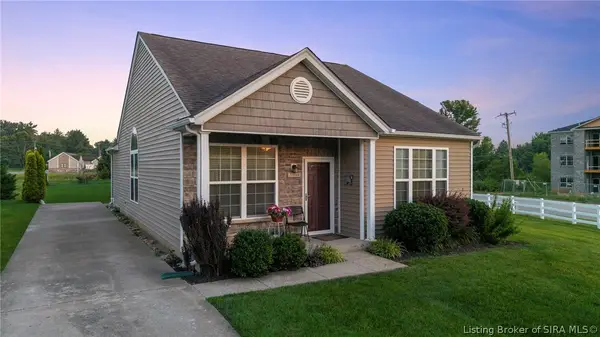 3104 Red Barn Loop, Jeffersonville, IN 47130