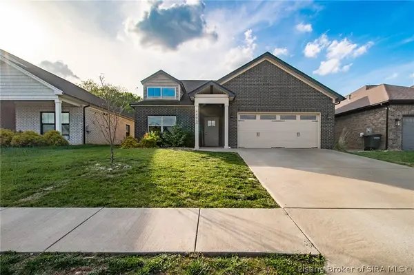 4493 Kestrel Court, Jeffersonville, IN 47130