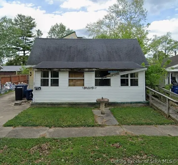 706 S Street, Bedford, IN 47421