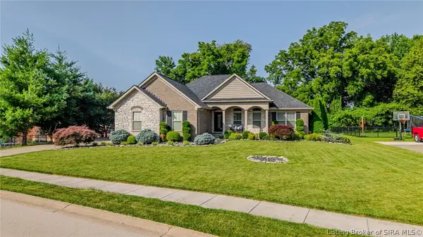 2903 Boulder Ridge Drive, Jeffersonville, IN 47130