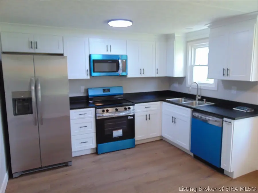 811 Montclair Street, Madison, IN 47250 - #2
