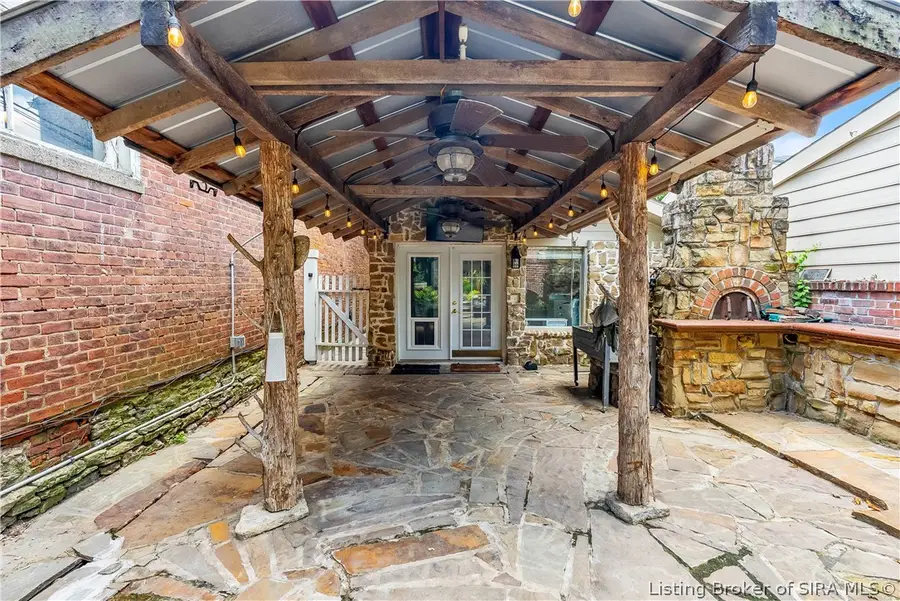 705 E Main Street, Madison, IN 47250 - #2