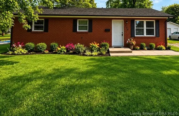 220 E Madison Street, Scottsburg, IN 47170