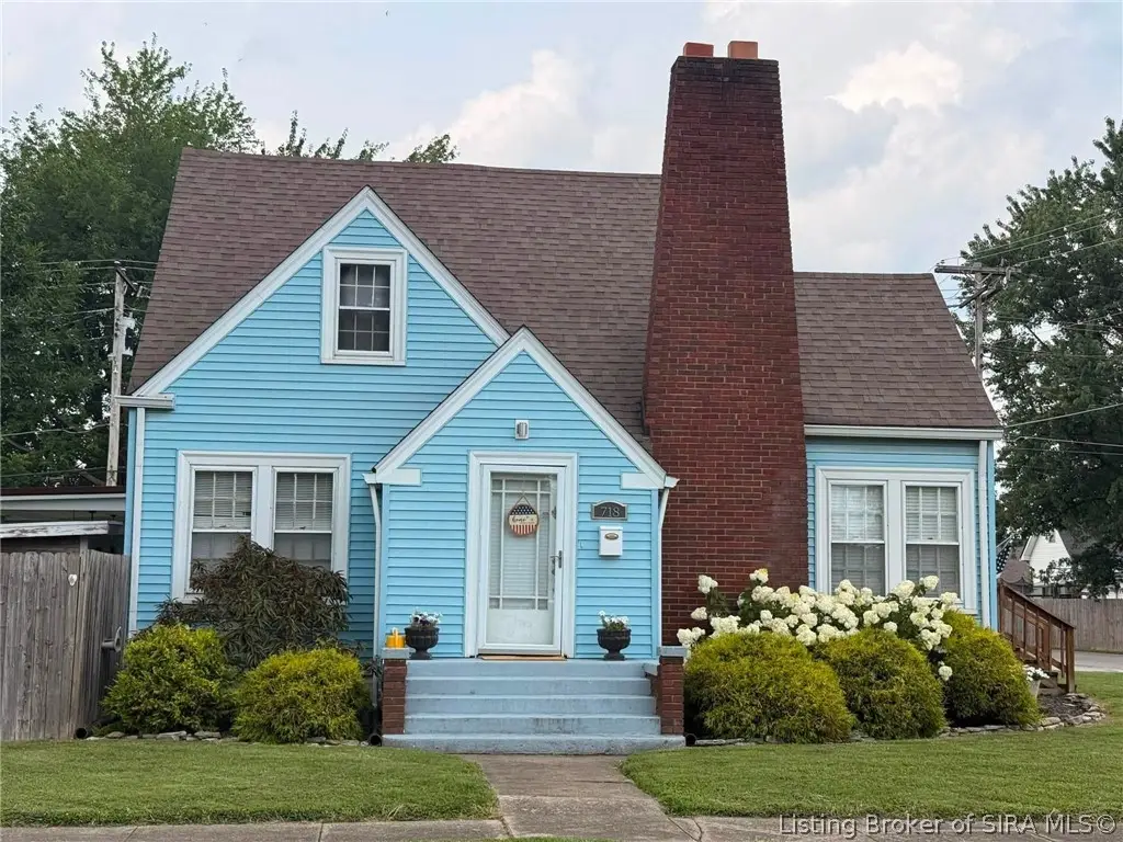 718 W Walnut Street, Scottsburg, IN 47170 - #1