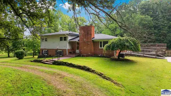 8120 S Cullen Place, Terre Haute, IN 47802