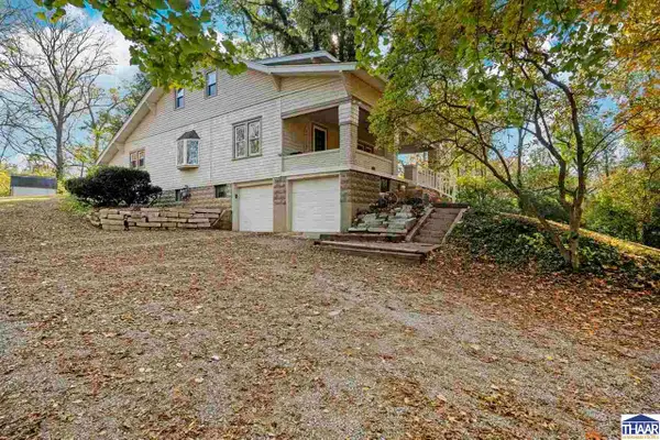 3138 Sidebender Road, Terre Haute, IN 47802