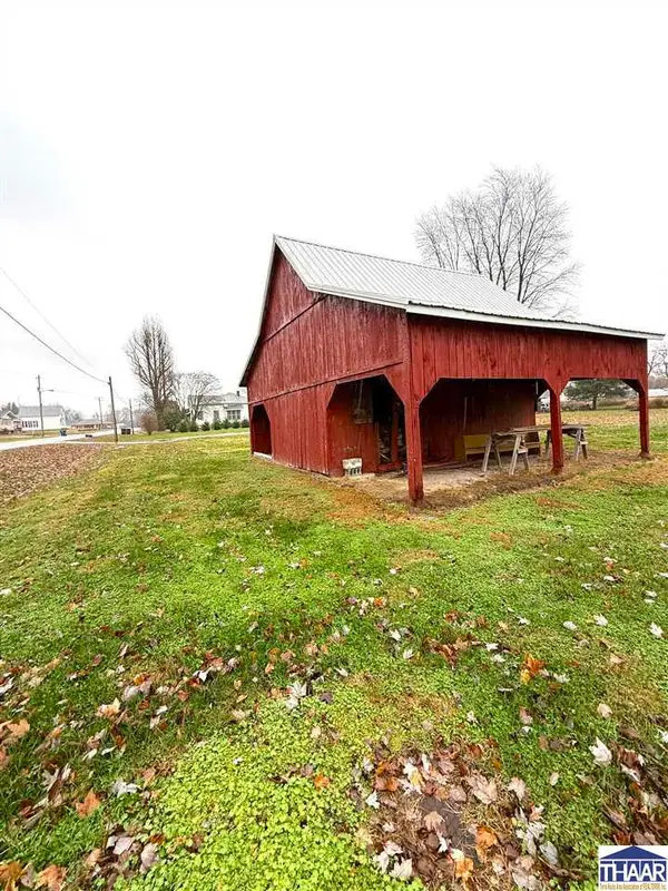 103 E 2nd Street, Oaktown, IN 47561