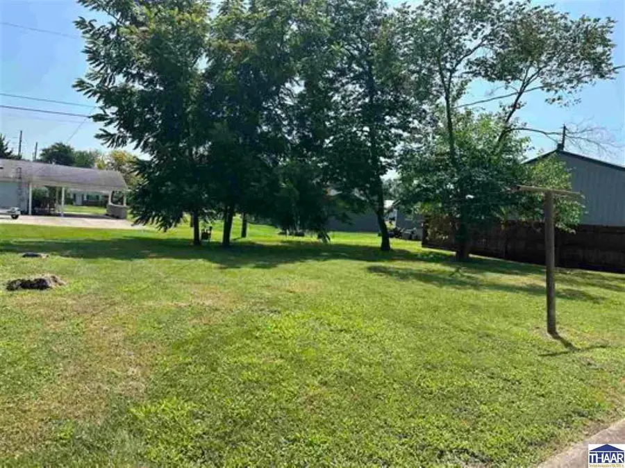 539 NE 9th Street, Linton, IN 47441 - #2