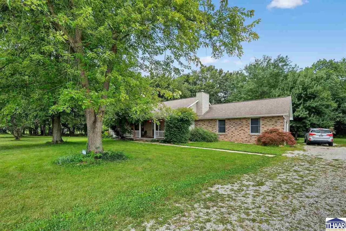 10 Rose Lane, Marshall, IL 62441 - #1
